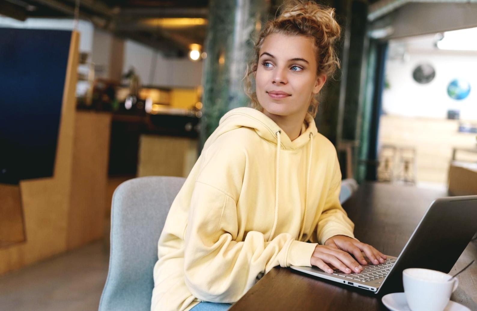 Visione futura retail con tecnologia AI